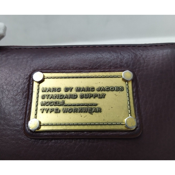Marc By Marc Jacobs Maroon Leather Zip Around Credit Card Long Wallet - Picture 2 of 16